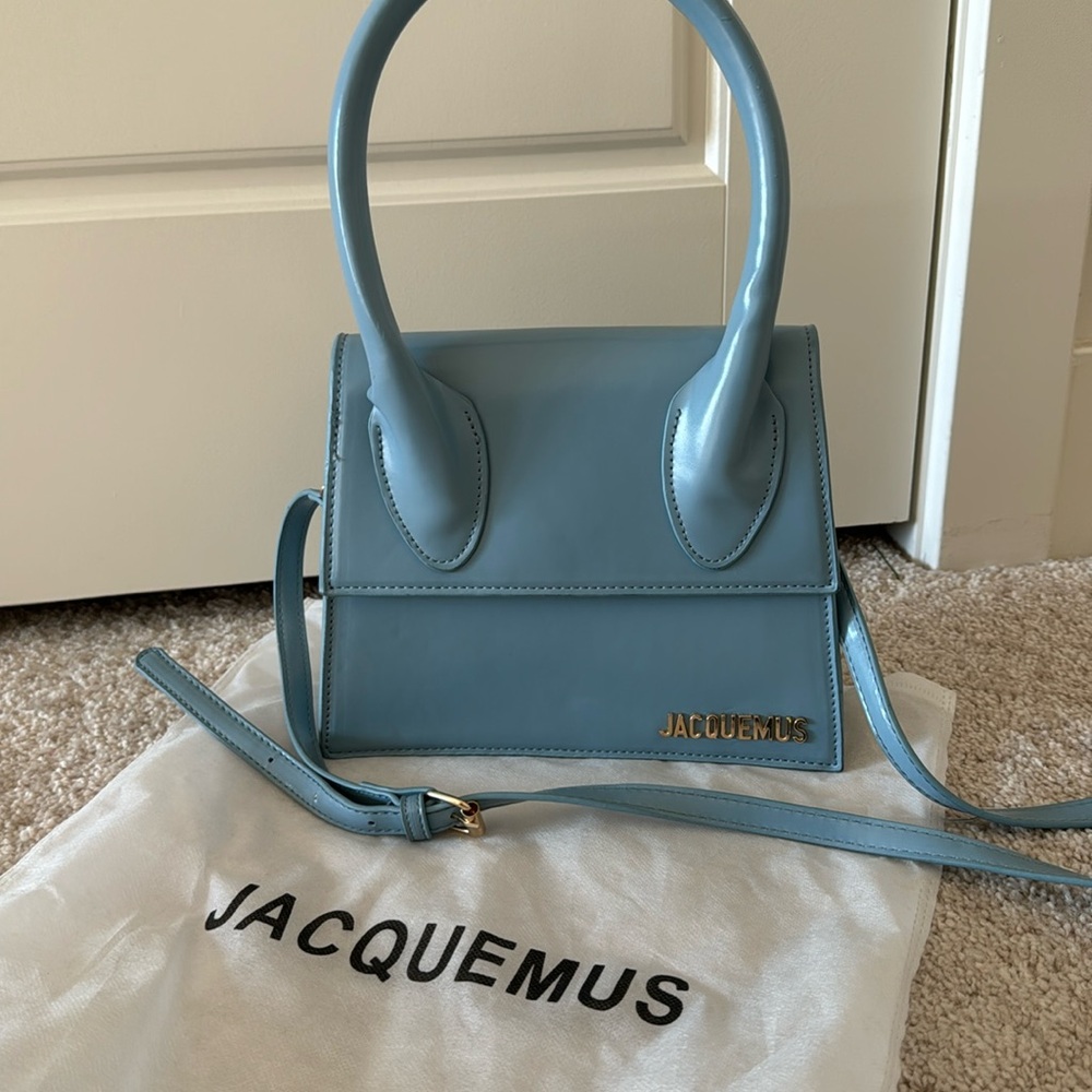 Blue Jacquemus Le Grand Chiquito